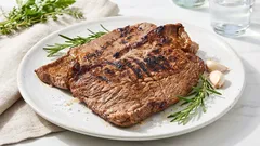 Jak zrobić soczyste kawałki mięsa bez marynaty — trik z mięsem mielonym